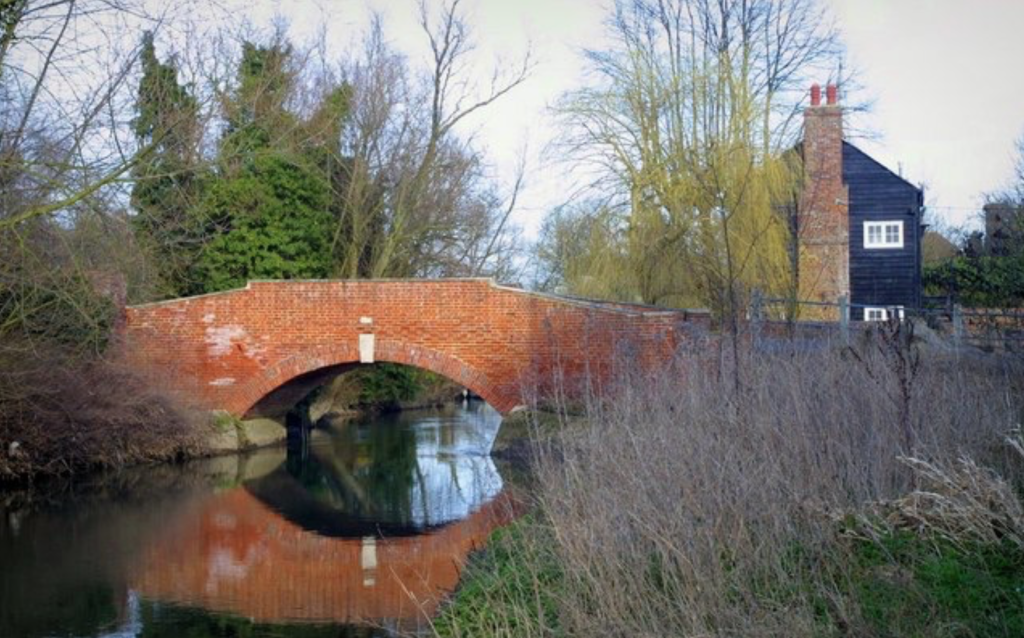 Fordwich bridge over river